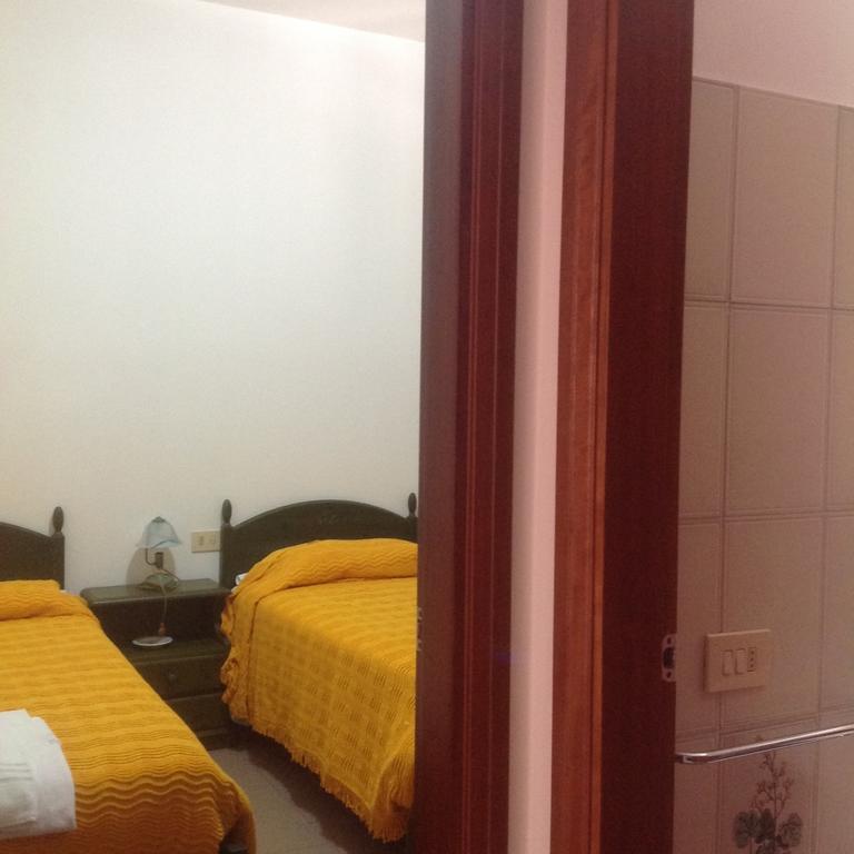 Il Sentiero Hotel Ostra Vetere Bilik gambar